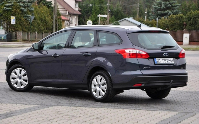 Ford Focus cena 24900 przebieg: 221000, rok produkcji 2013 z Płoty małe 704